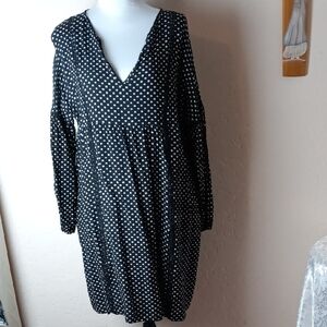Suzanne Betro Black and White Long Sleeve Dress